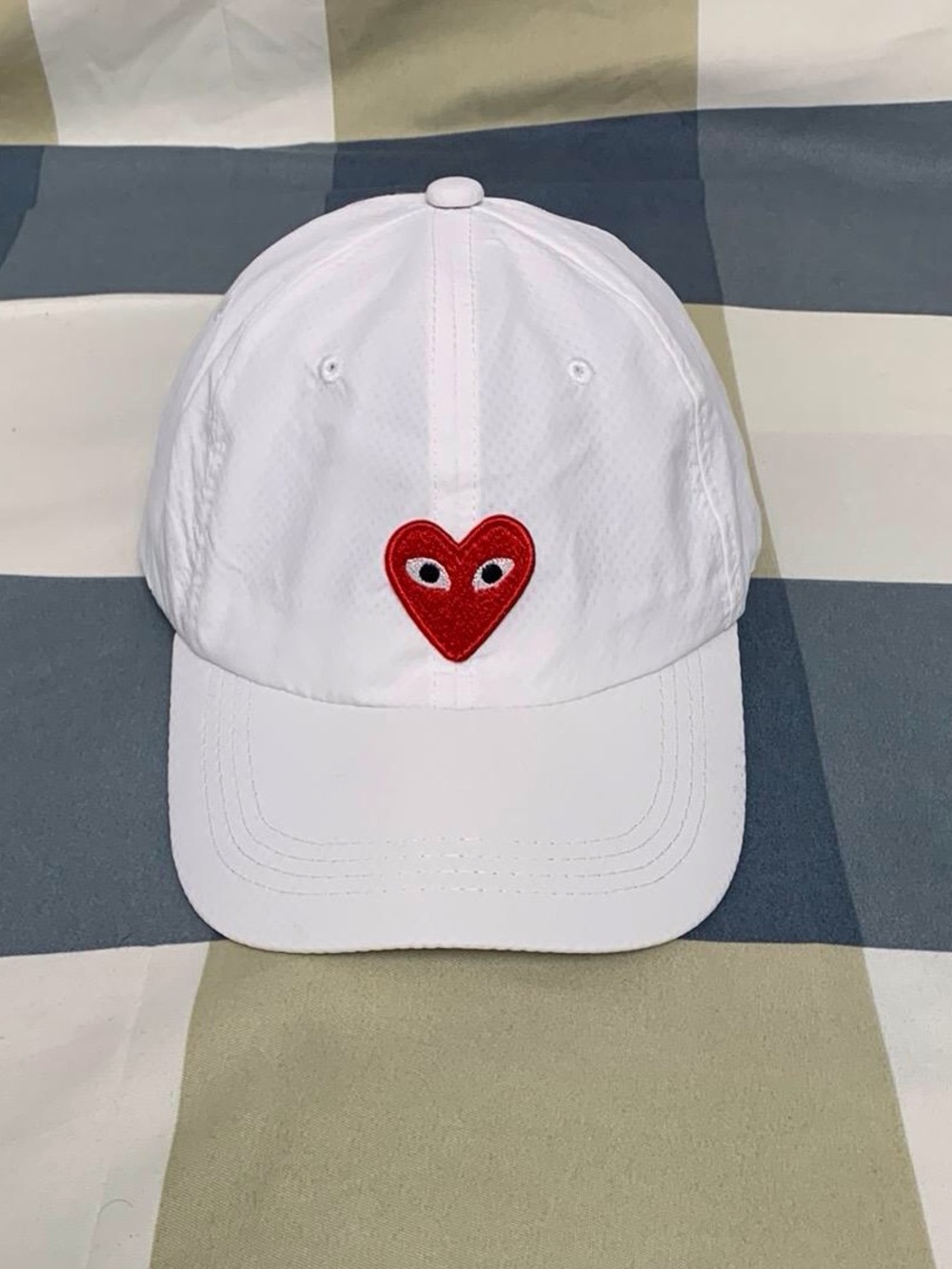 ❤️Comme des Garçons PLAY White Cotton Cap with Black Drawcord